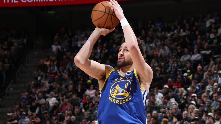 勇士大胜猛龙，夺取常规赛连胜