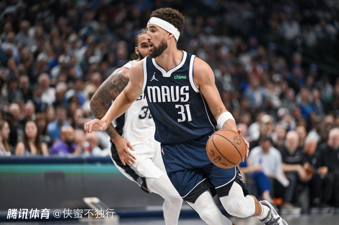 包含独行侠惨败马刺，季后赛无缘的词条