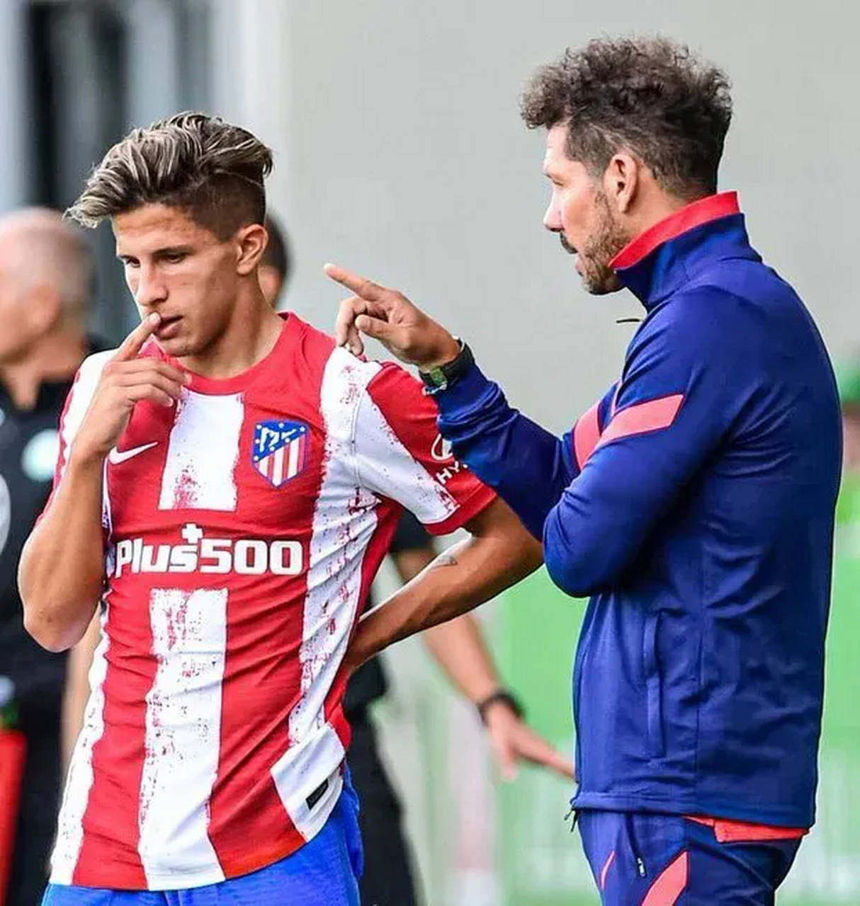 赫塔菲主帅因不满球队表现,集体离职的简单介绍 赫塔菲主帅因不满球队表现,集体离职的简单介绍