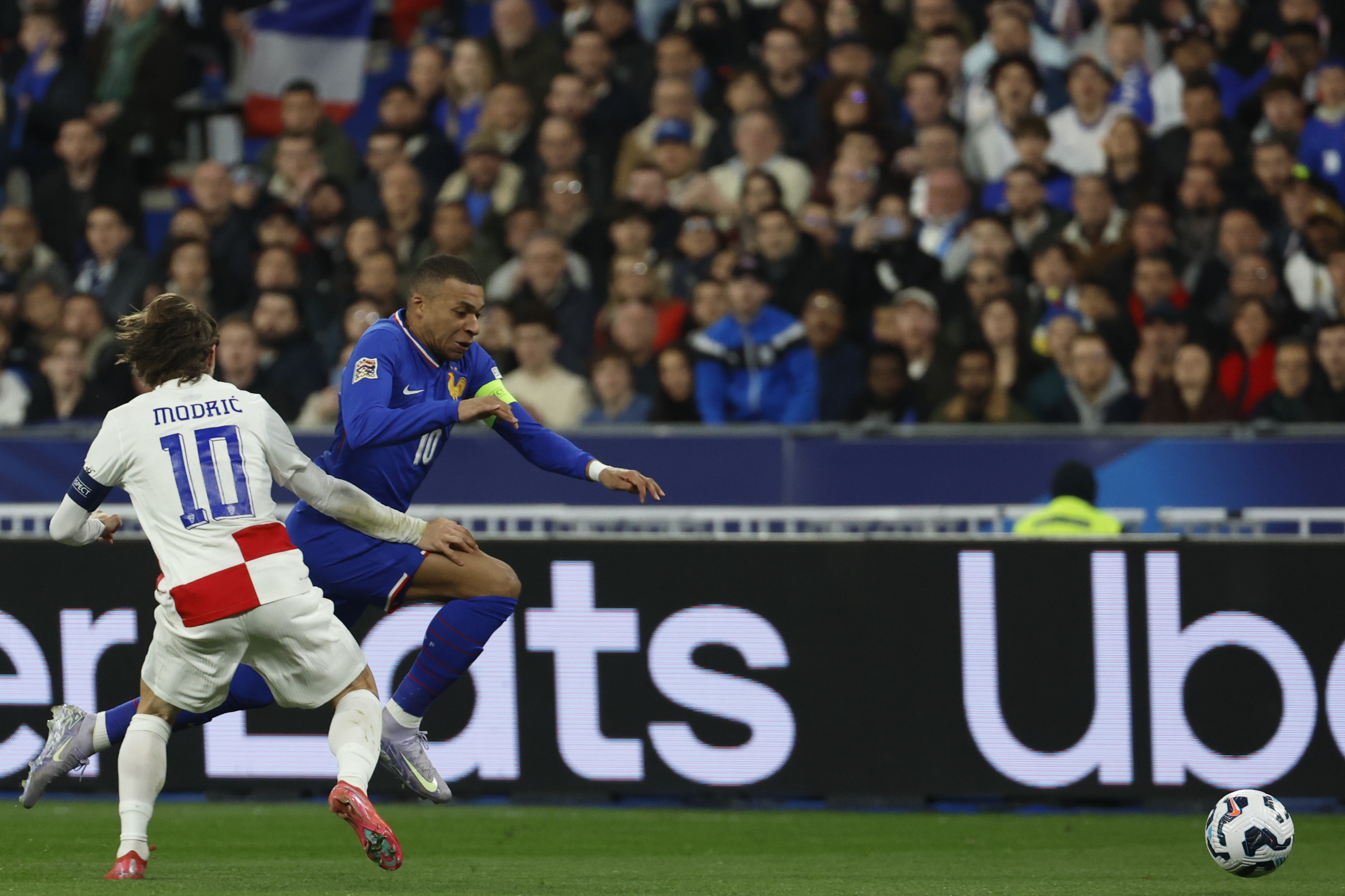 水到渠成！欧国联半决赛强强对碰谁能逆袭成功？的简单介绍