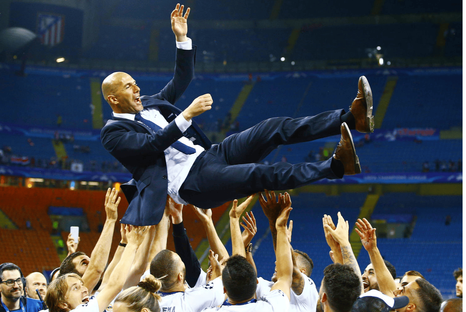 开云体育投注-齐达内率皇马击败拜仁，晋级欧冠决赛！