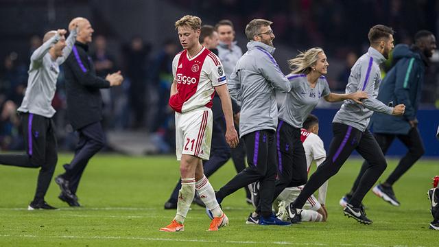 阿贾克斯罕见净胜,主场领先巴黎,晋级在望的简单介绍 阿贾克斯罕见净胜,主场领先巴黎,晋级在望的简单介绍