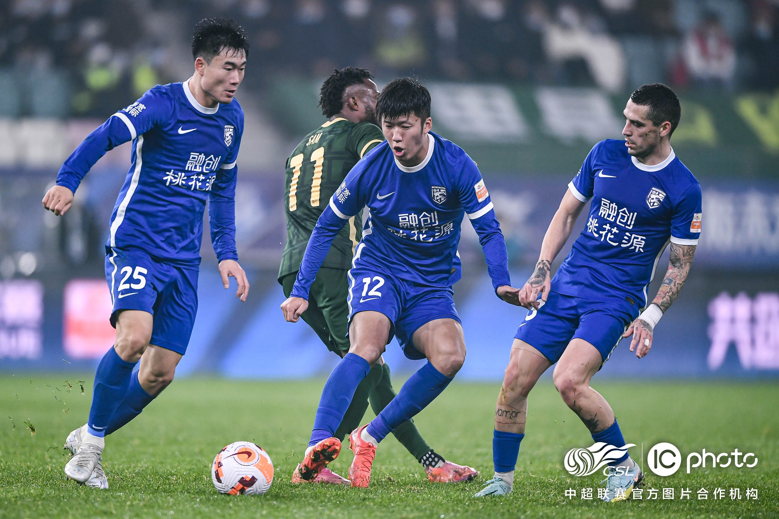 关于拼搏奋斗！球队突破对手取得晋级资格的信息