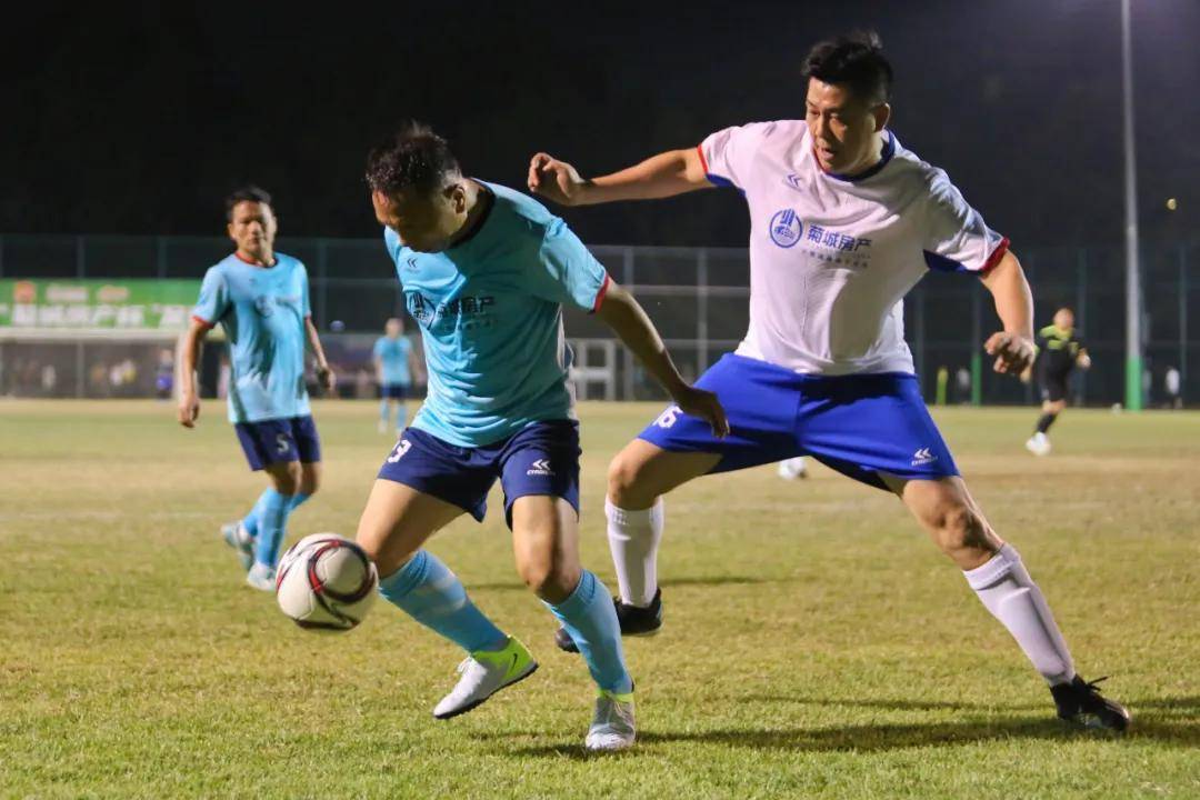 热血对战！欧洲足球赛场上的烽火战的简单介绍