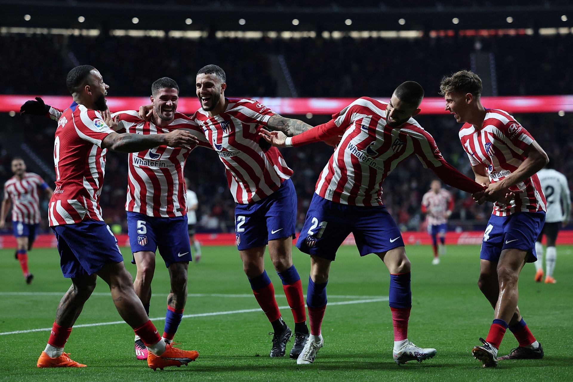 西班牙球队交锋，瓦伦西亚发挥出色