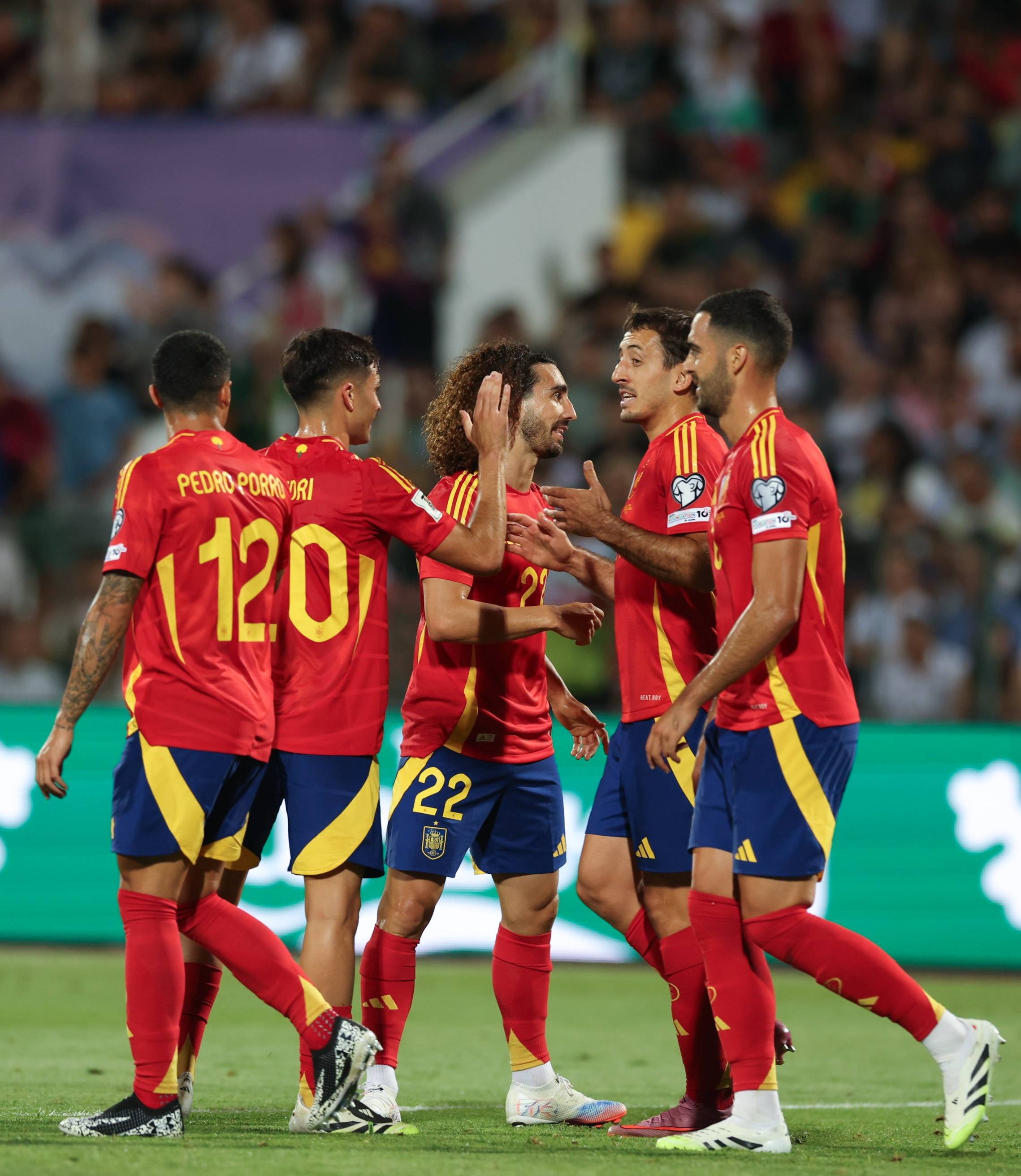 关于欧预赛：实时战况揭晓！惊人一幕发生的信息