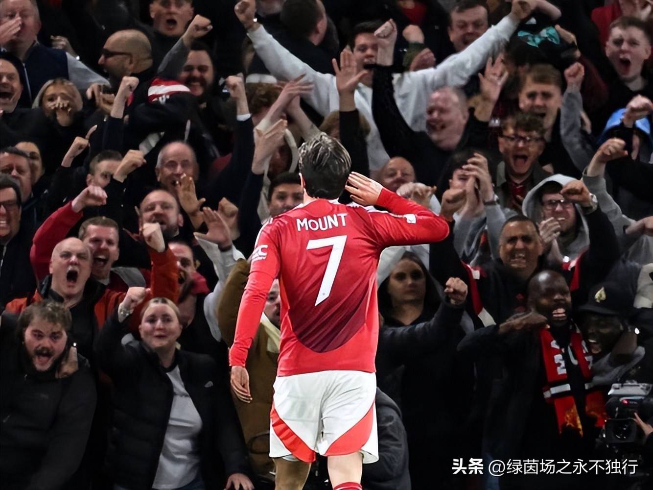 曼联狂轰九月连胜！英格兰足球联赛疯狂回放！的简单介绍