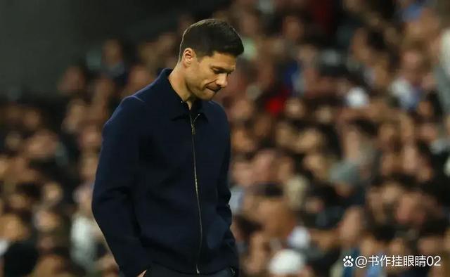 皇马主帅因战术失误遭遇批评