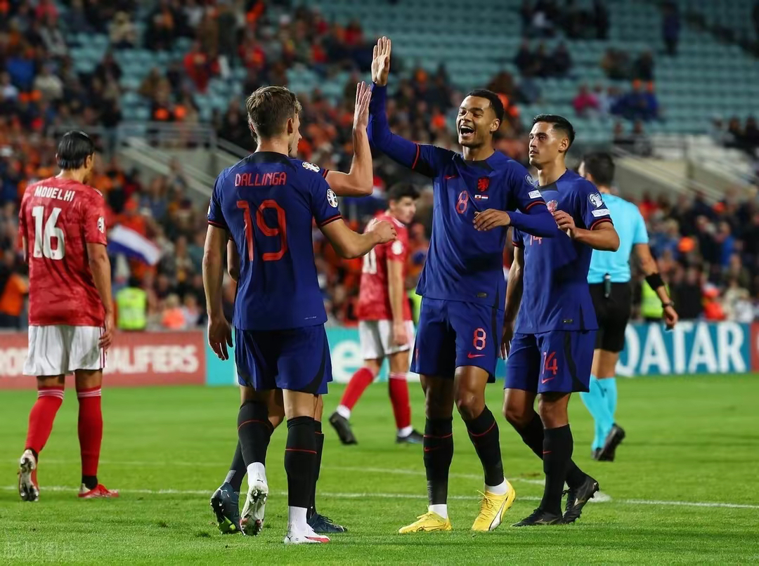 荷兰队火力全开,欧预赛击败对手晋级 荷兰队火力全开,欧预赛击败对手晋级