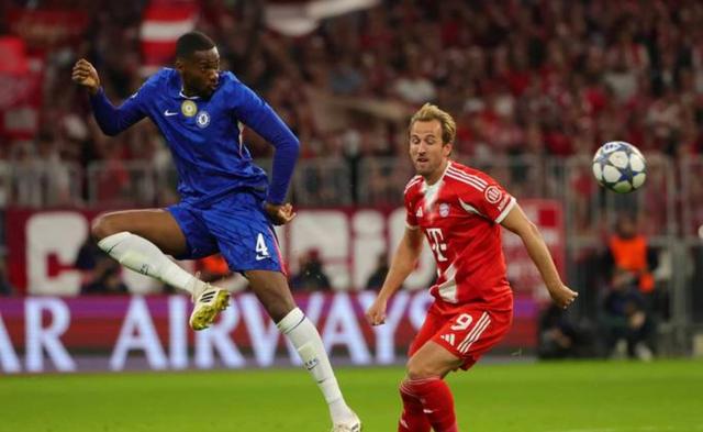 切尔西战平阿森纳，争夺欧冠资格